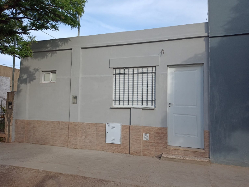 DTO. DE DOS AMBIENTES P.B. TODOS LOS SERVICIOS