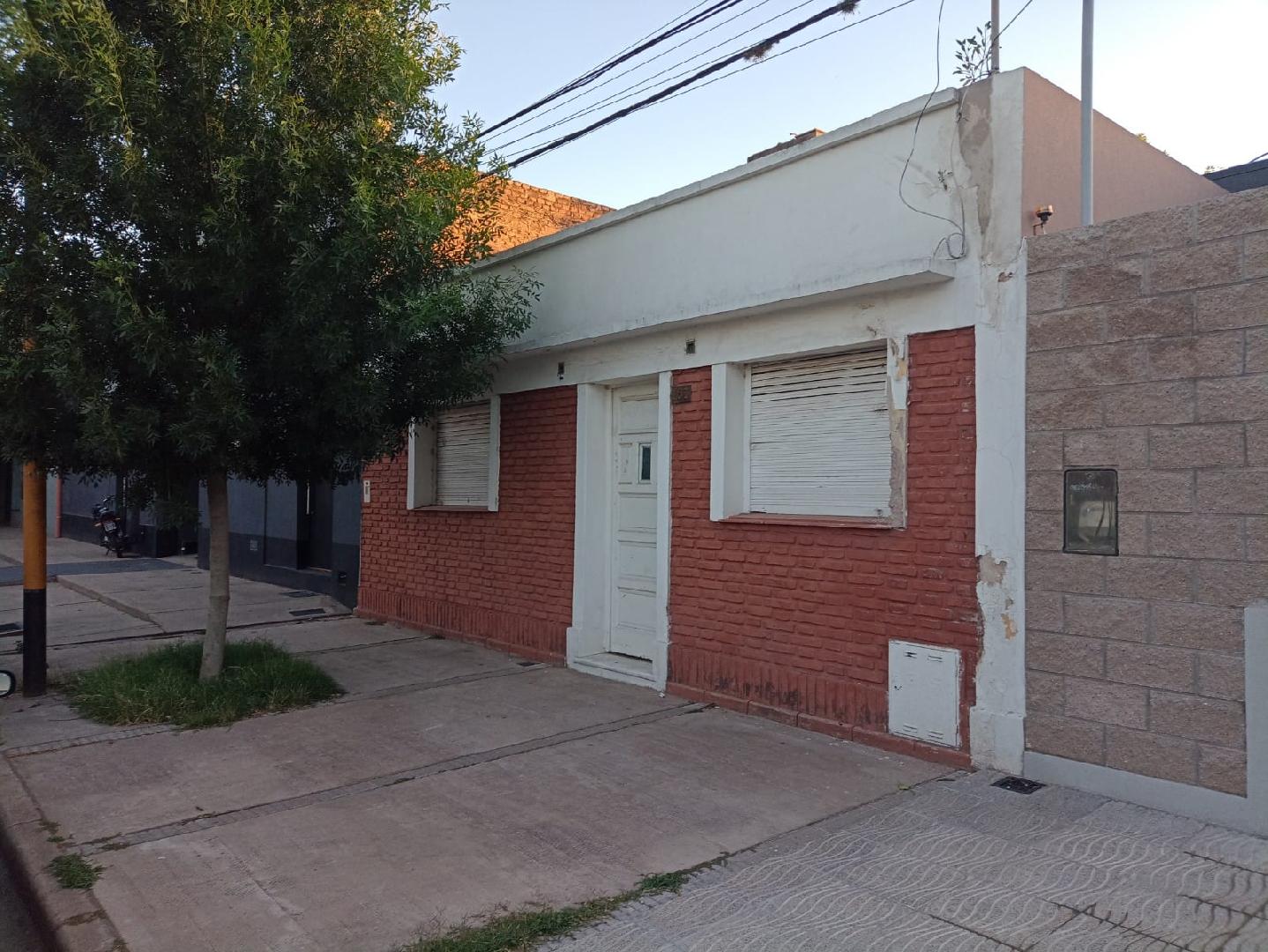 CASA CENTRICA EN VENTA