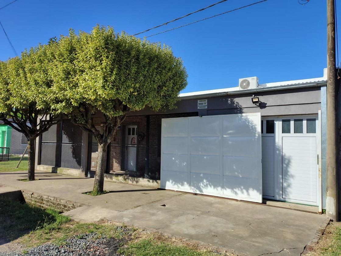 CASA CON TRES HAB., EN EXCELENTE ESTADO 